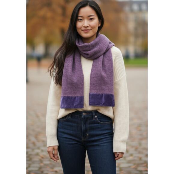 Vintage Toucan Collection NY 100% Purple Rayon Velvet Long Scarf - Picture 8 of 8